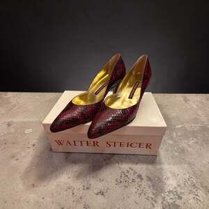 Walter Steiger Vintage Burgundy Snakeskin Leather Pointed Pumps Size 7B